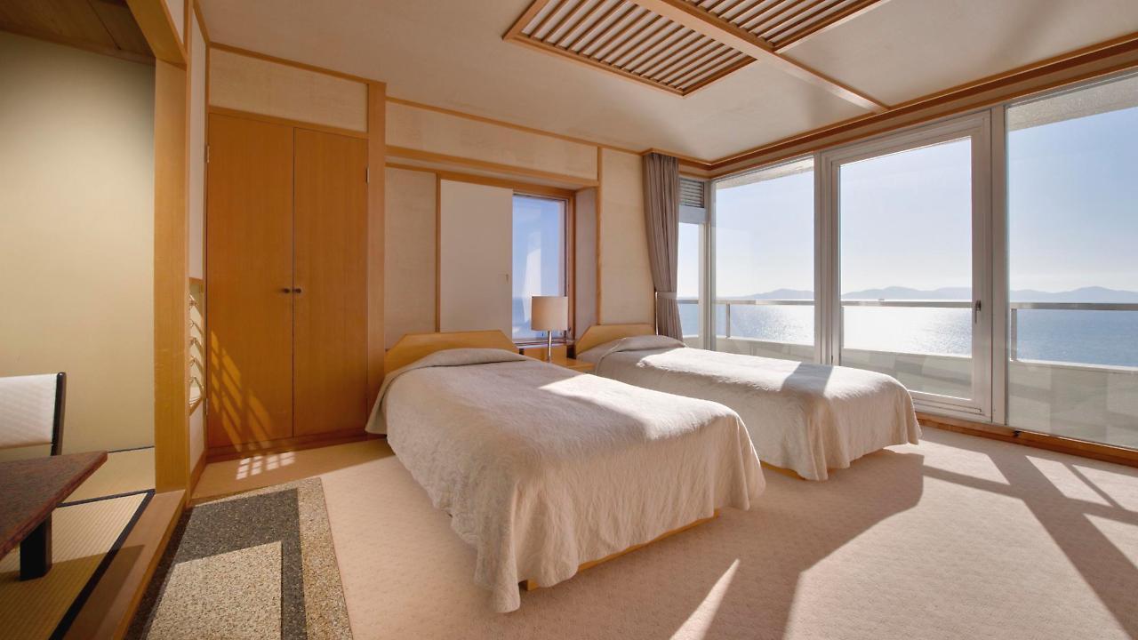 Hotel Tatsuki Gamagori Exteriör bild