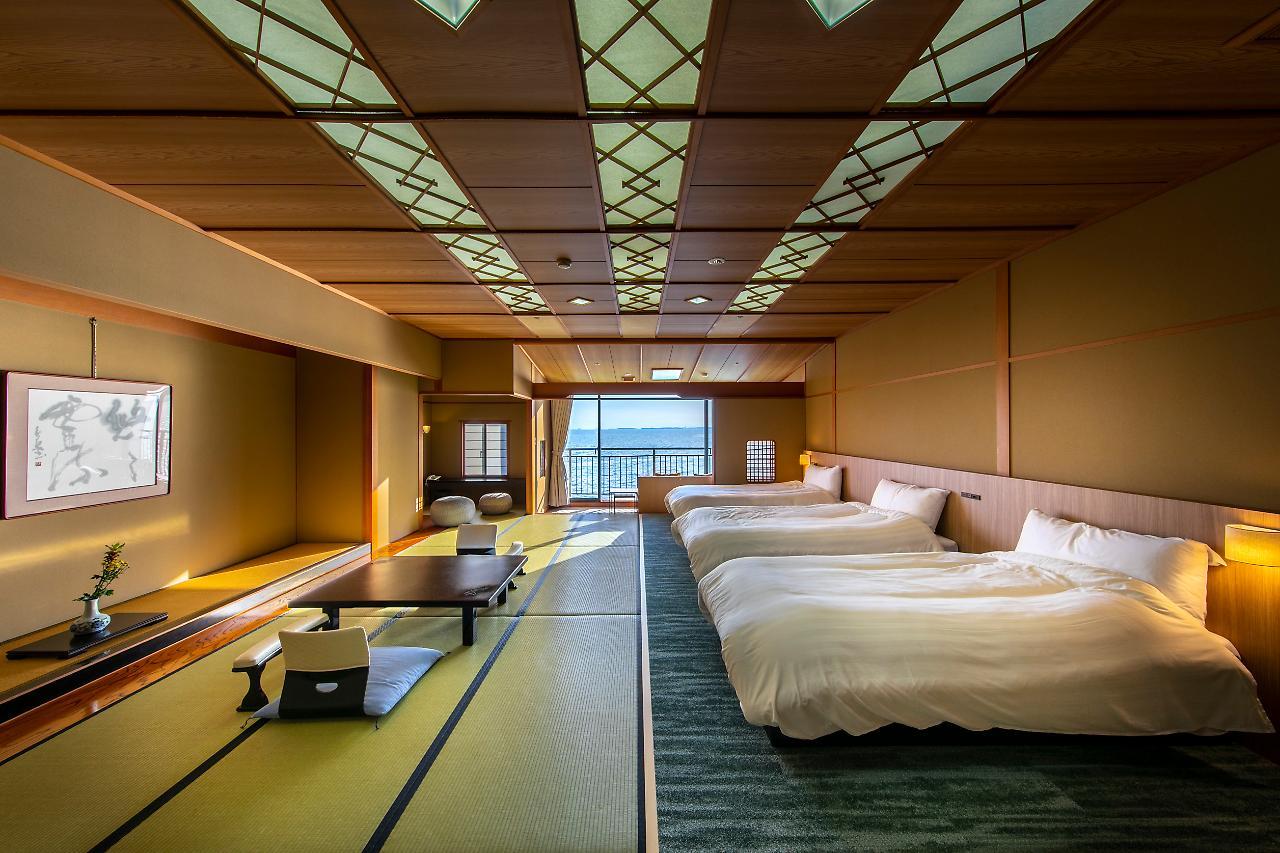 Hotel Tatsuki Gamagori Exteriör bild