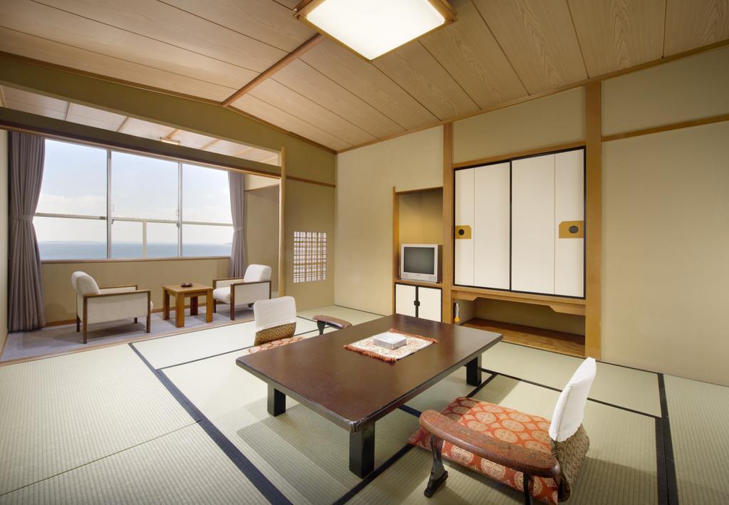 Hotel Tatsuki Gamagori Exteriör bild